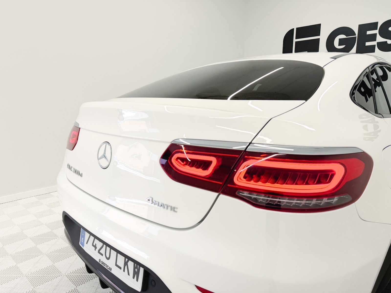 MERCEDES GLC COUPÉ 300 d 4Matic 180 kW (245 CV) 18 