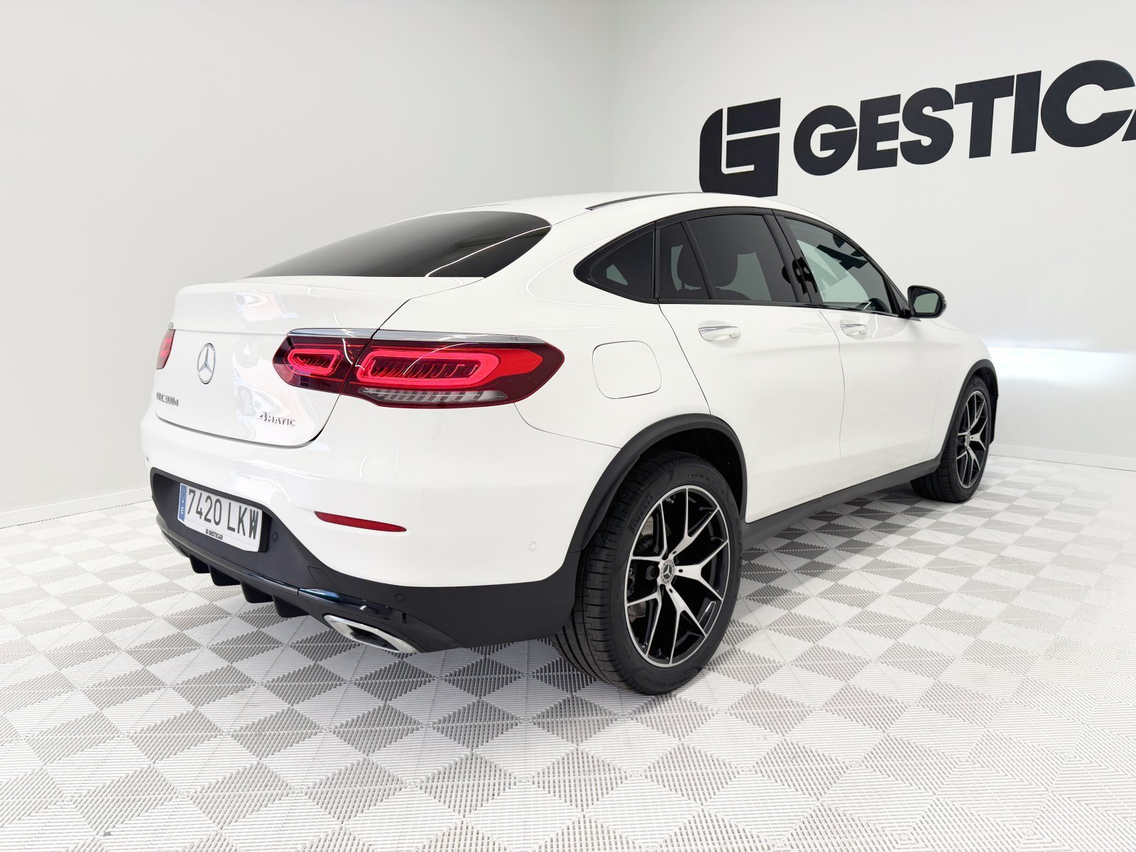 MERCEDES GLC COUPÉ 300 d 4Matic 180 kW (245 CV) 19 