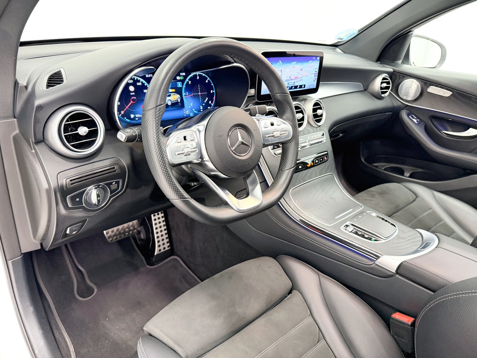 MERCEDES GLC COUPÉ 300 d 4Matic 180 kW (245 CV) 31 