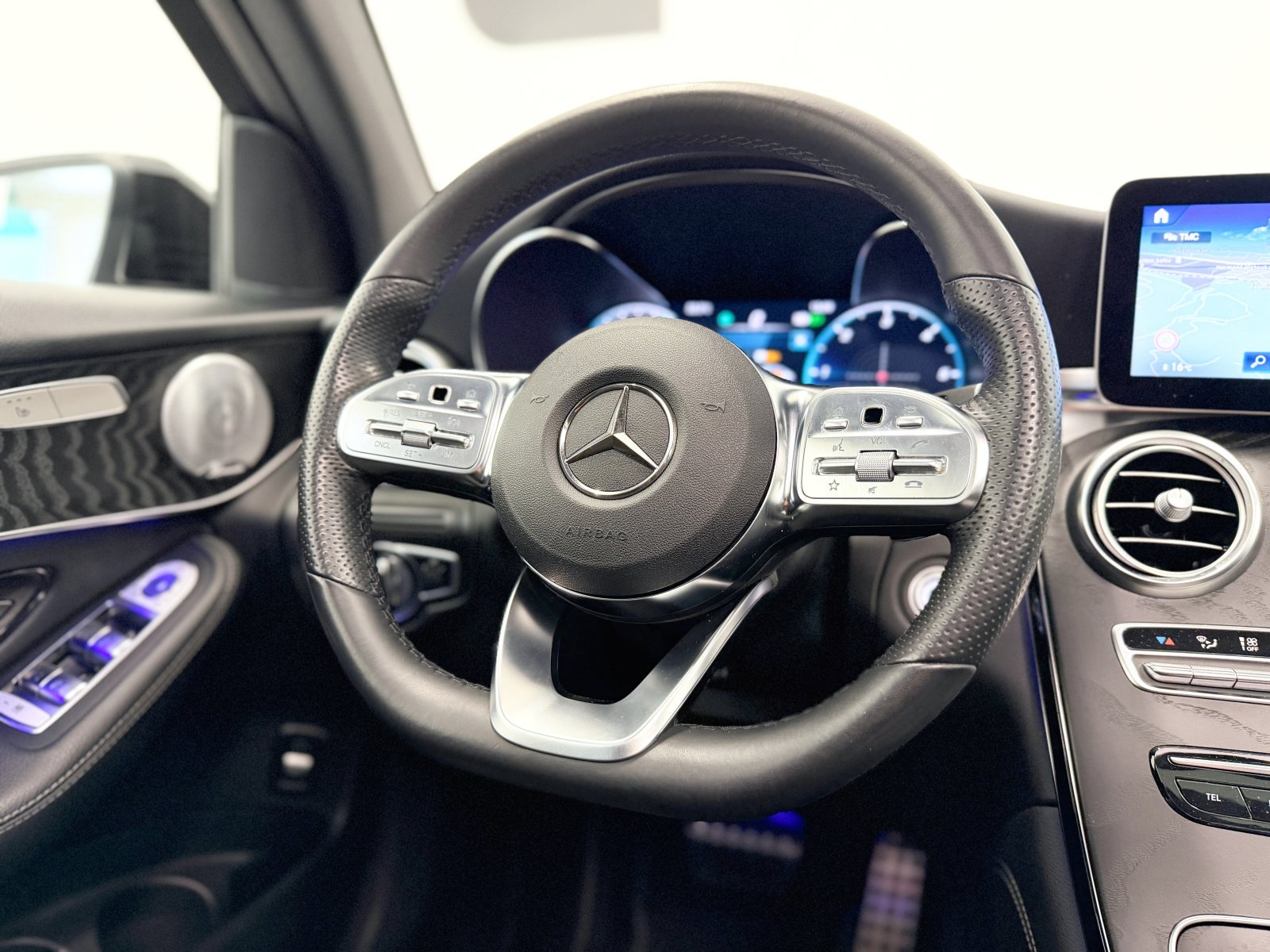 MERCEDES GLC COUPÉ 300 d 4Matic 180 kW (245 CV) 33 