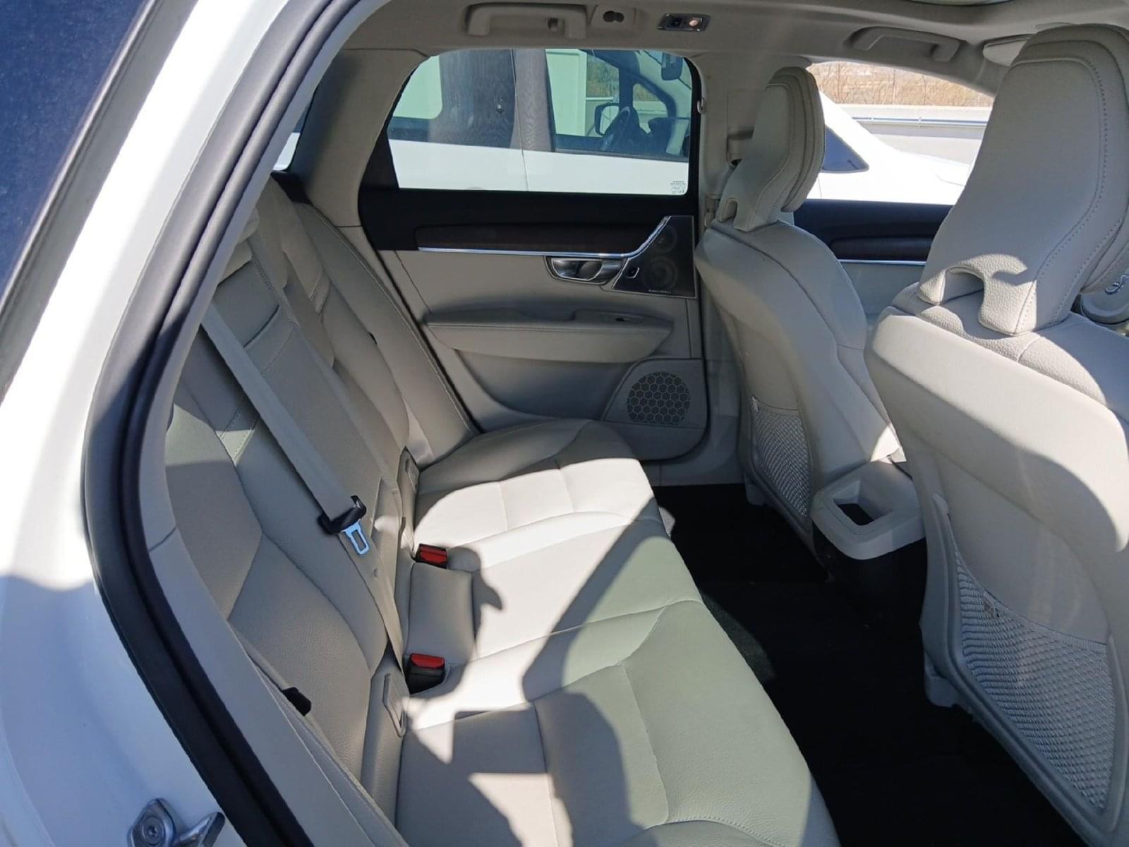 VOLVO V90 CROSS COUNTRY 2.0 B5 D AWD AUTO 235CV 10