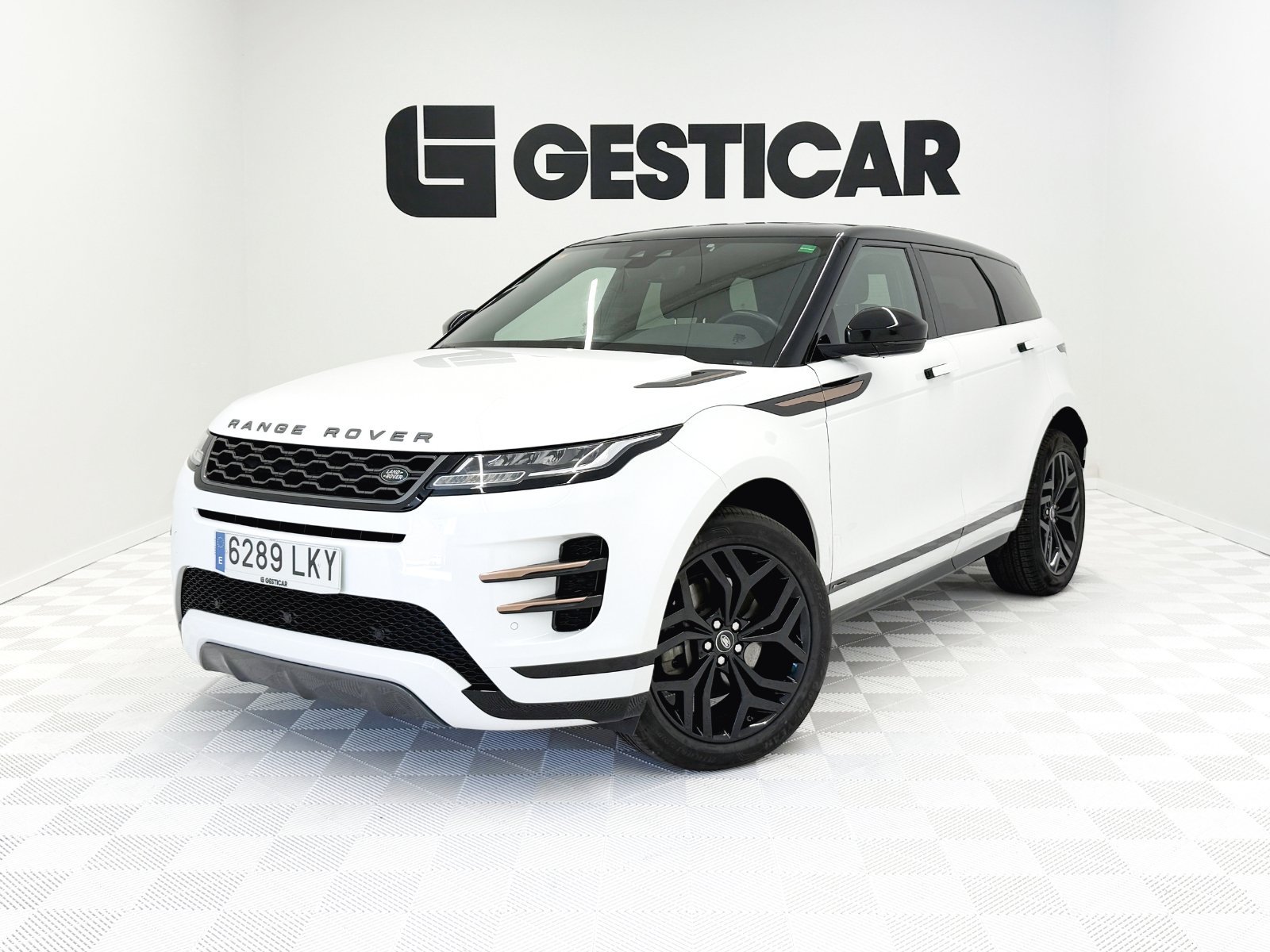 imagen de LAND ROVER RANGE ROVER EVOQUE P200 MHEV R-Dynamic 4WD AUTO 147 kW (200 CV) - REF: 01769