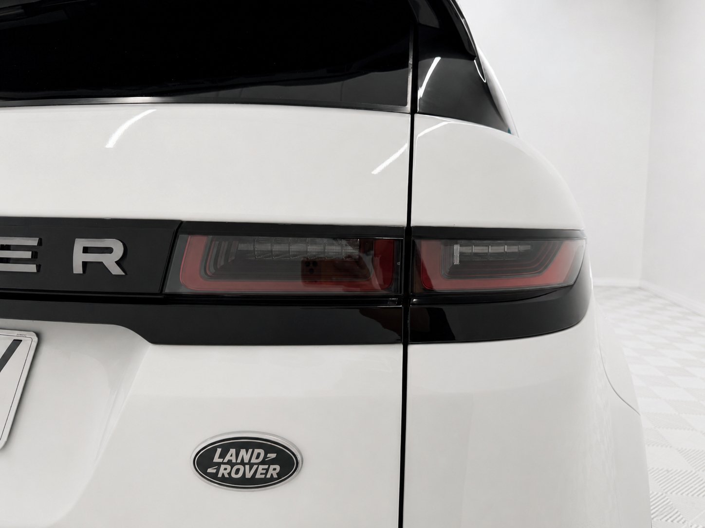 LAND ROVER RANGE ROVER EVOQUE P200 MHEV R-Dynamic 4WD AUTO 147 kW (200 CV) 19