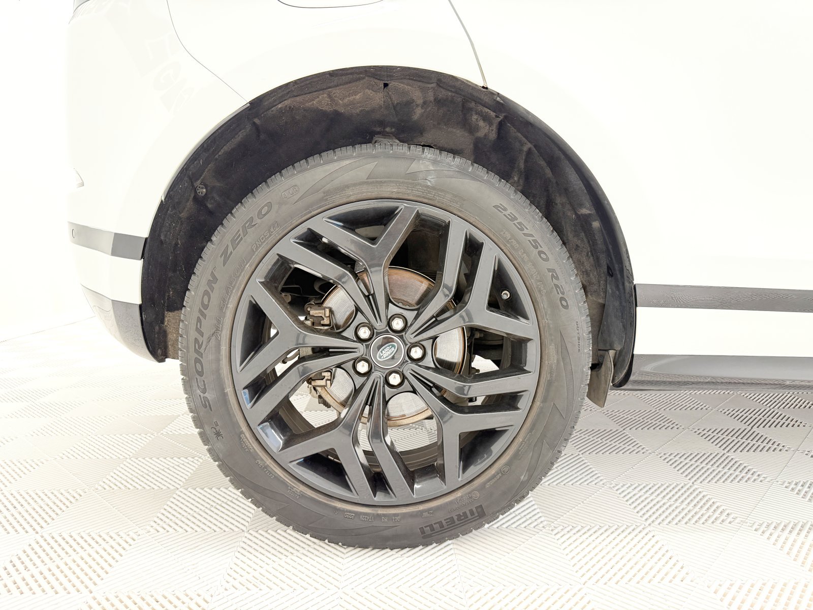 LAND ROVER RANGE ROVER EVOQUE P200 MHEV R-Dynamic 4WD AUTO 147 kW (200 CV) 23