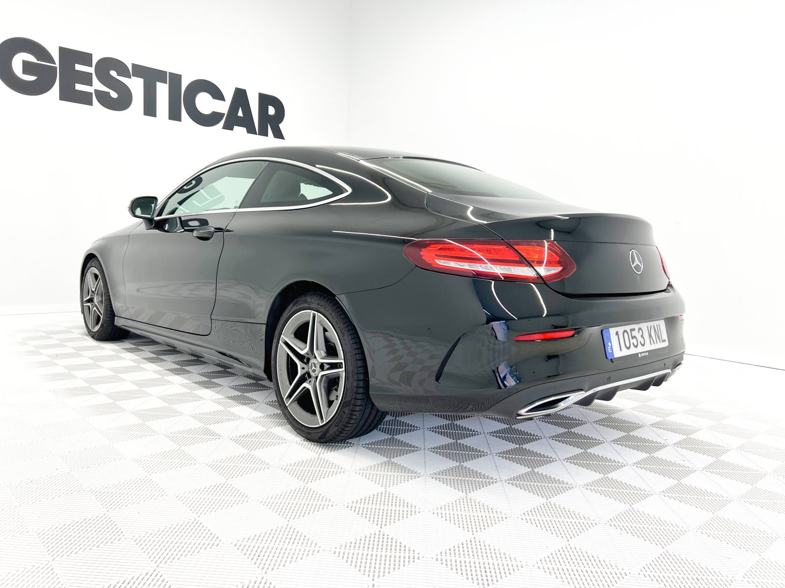 MERCEDES CLASE C Coupe 220 d 143 kW (194 CV) 9 