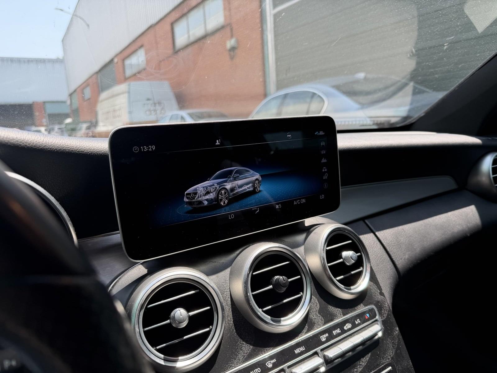 MERCEDES BENZ C 220D COUPE 9