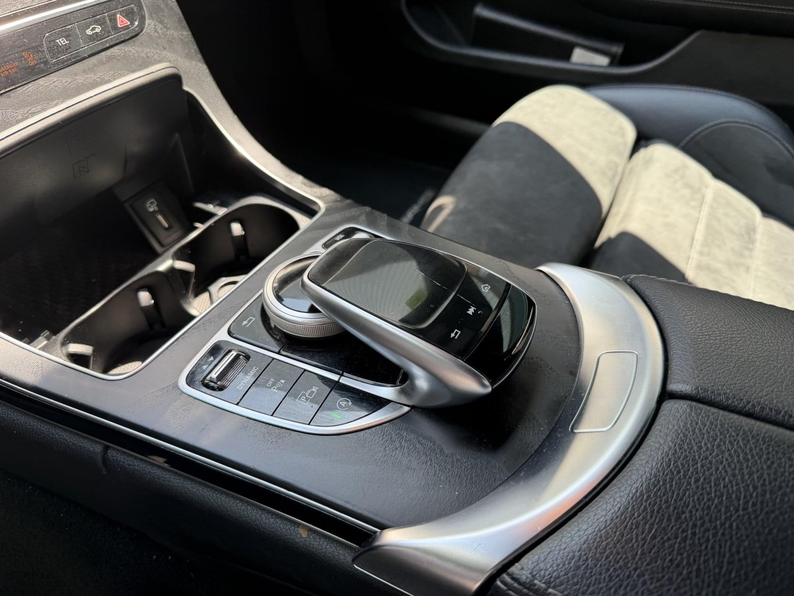 MERCEDES BENZ C 220D COUPE 10