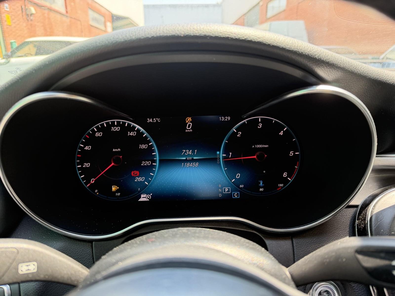 MERCEDES BENZ C 220D COUPE 8