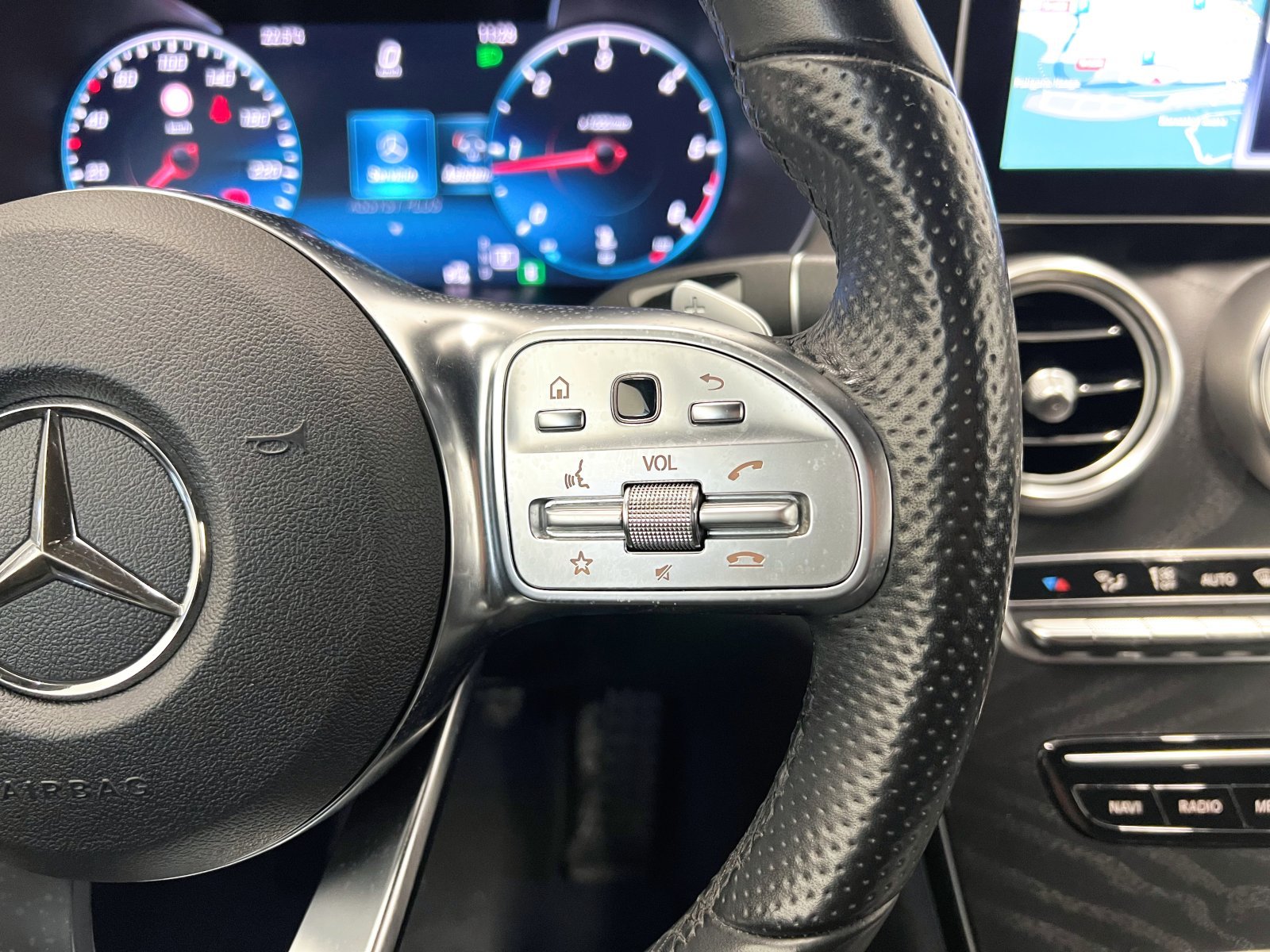 MERCEDES CLASE C Coupe 220 d 143 kW (194 CV) 29 