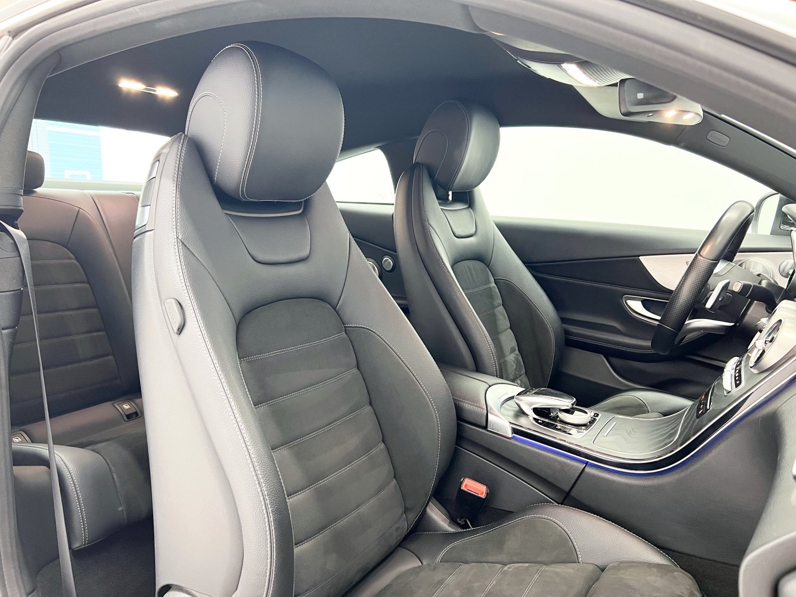 MERCEDES CLASE C Coupe 220 d 143 kW (194 CV) 38 