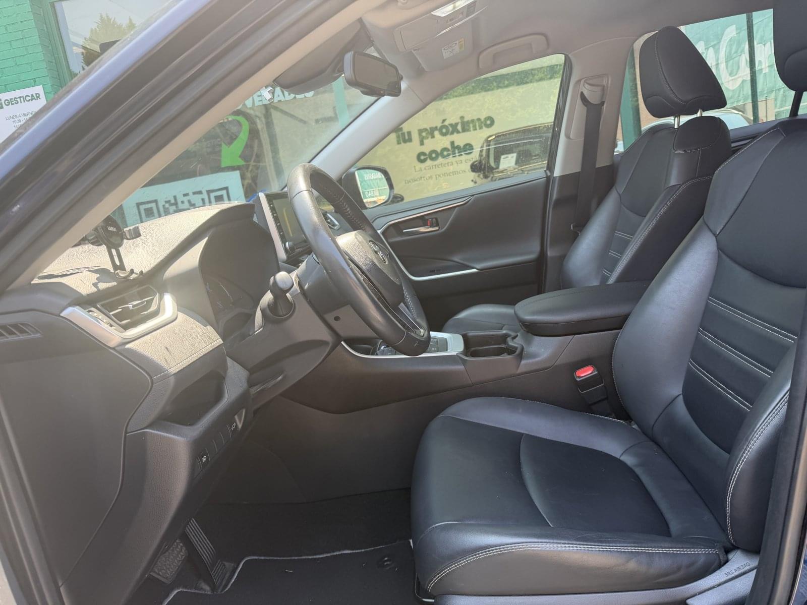 TOYOTA RAV4 LUXURY 4WD 12 