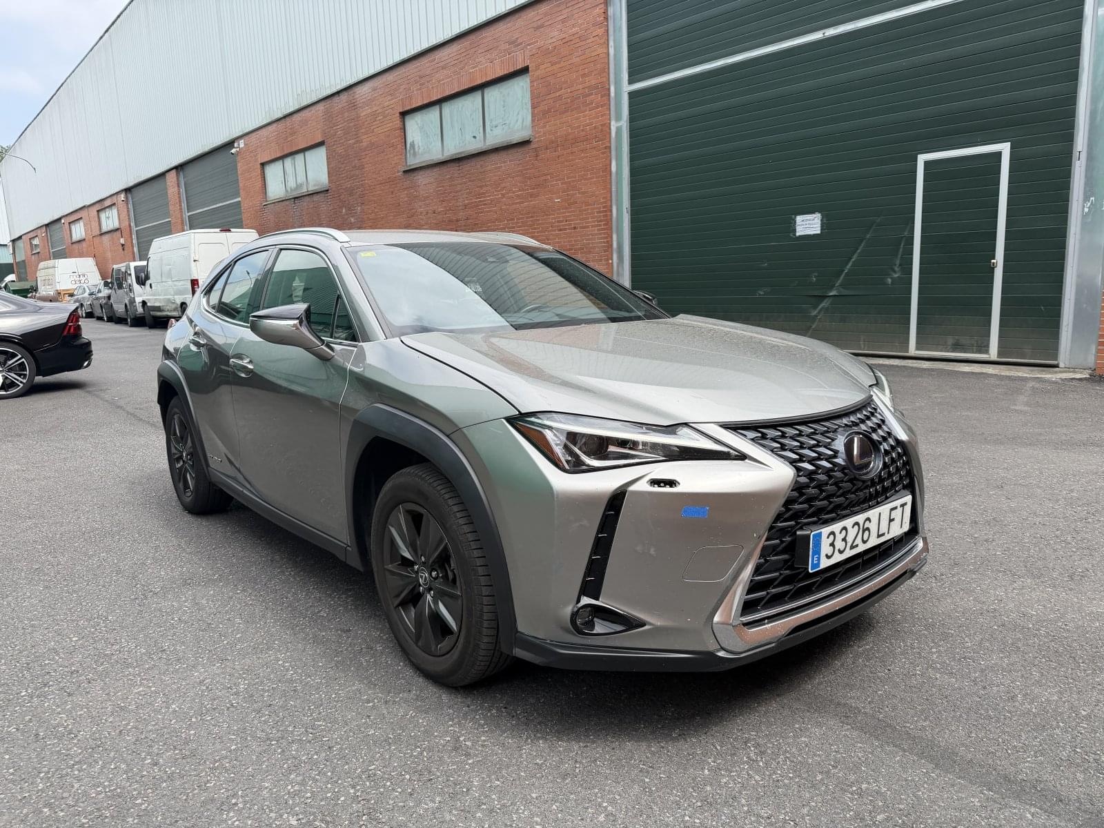 LEXUS UX 250H 152CV 3