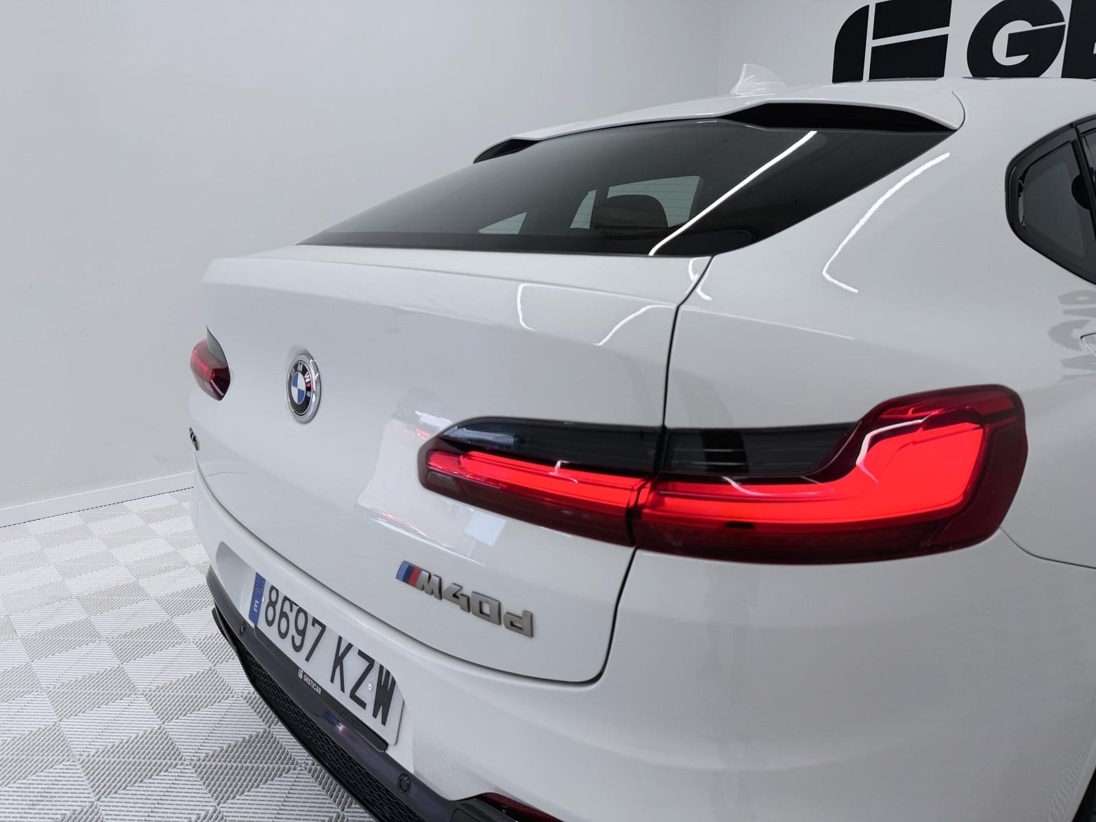 BMW X4 40D 16 