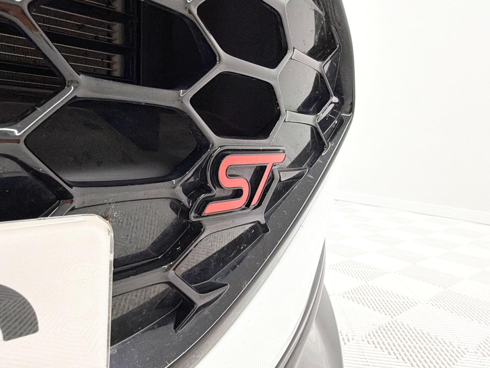 FORD FOCUS ST 2.3 ECOBOOST 280CV 5