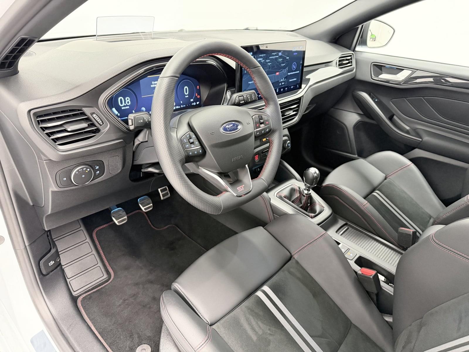 FORD FOCUS ST 2.3 ECOBOOST 280CV 28