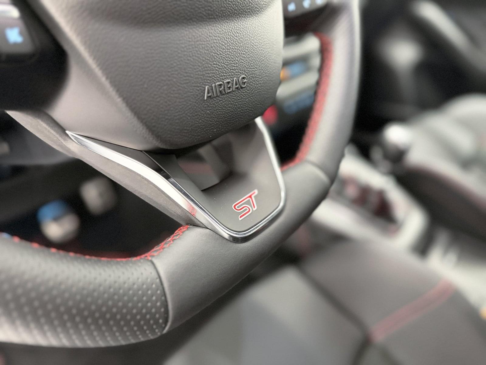 FORD FOCUS ST 2.3 ECOBOOST 280CV 29