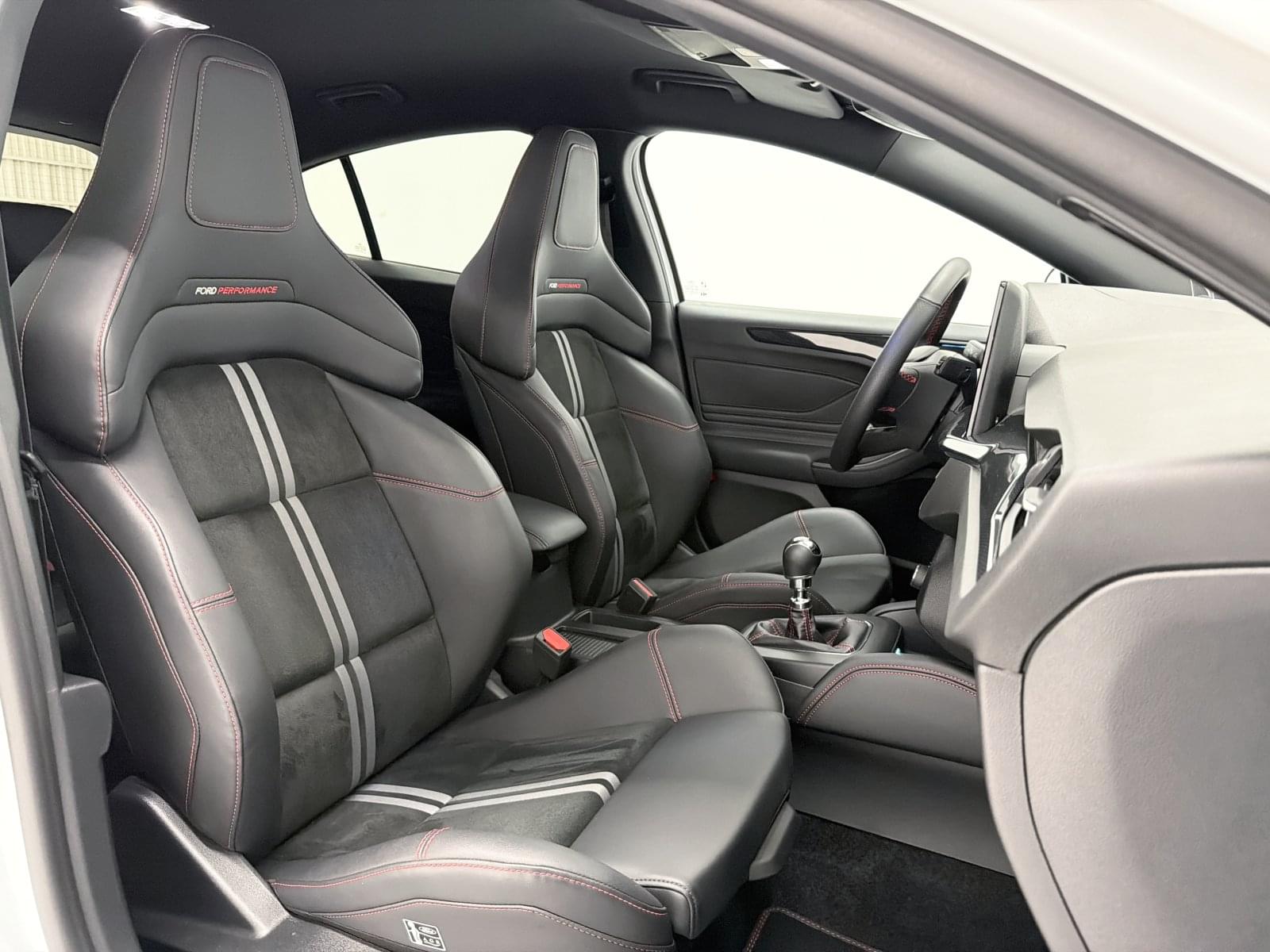 FORD FOCUS ST 2.3 ECOBOOST 280CV 46