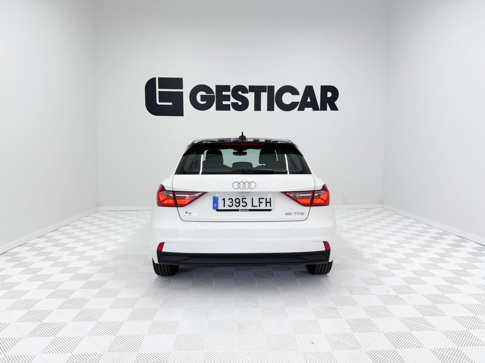 AUDI A1 25 TFSI 70 kW (95 CV) 13 