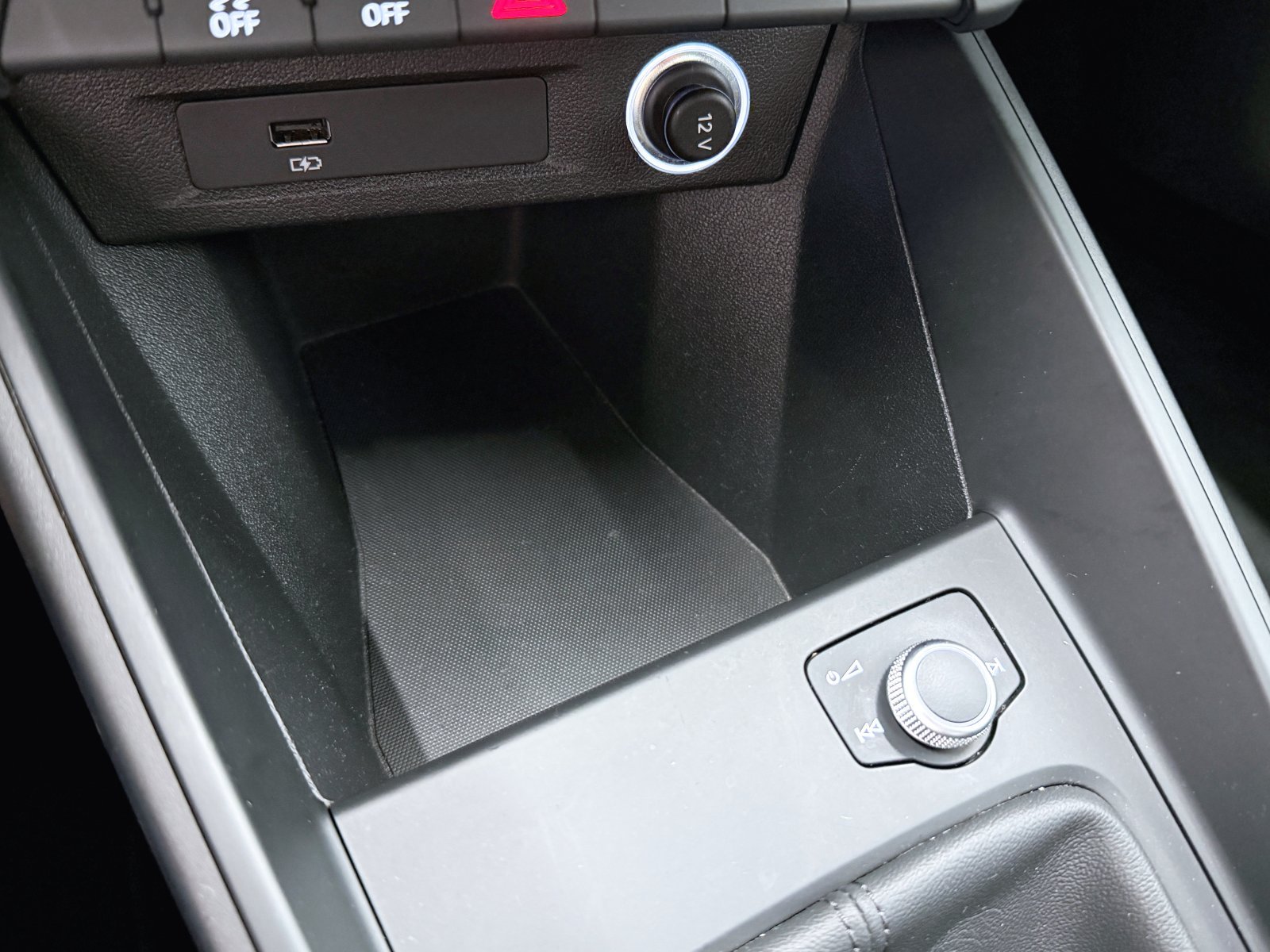 AUDI A1 25 TFSI 70 kW (95 CV) 35 