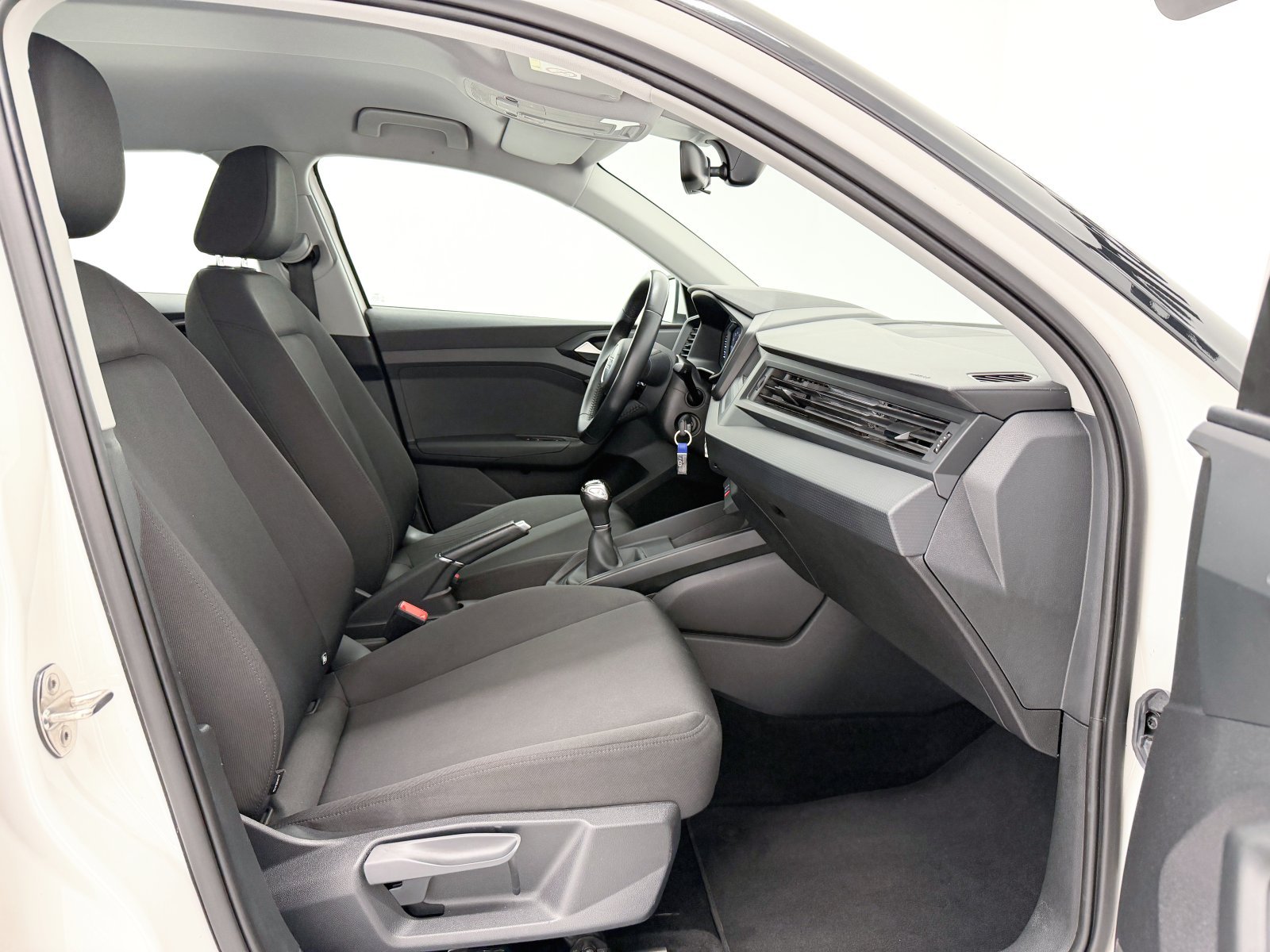 AUDI A1 25 TFSI 70 kW (95 CV) 39 