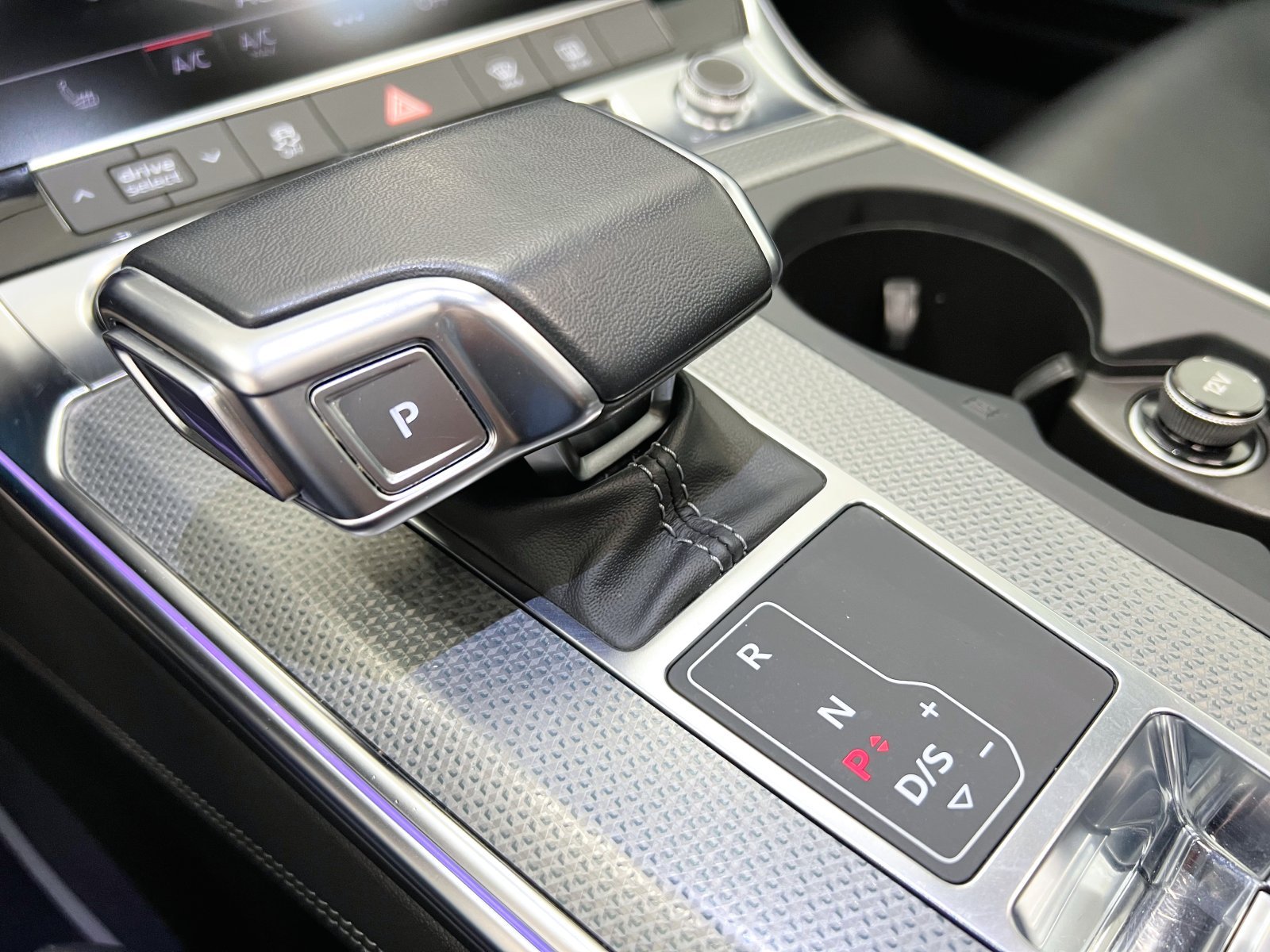 AUDI A6 ALLROAD QUATTRO 45 TDI quattro 180 kW (245 CV) S tronic 38