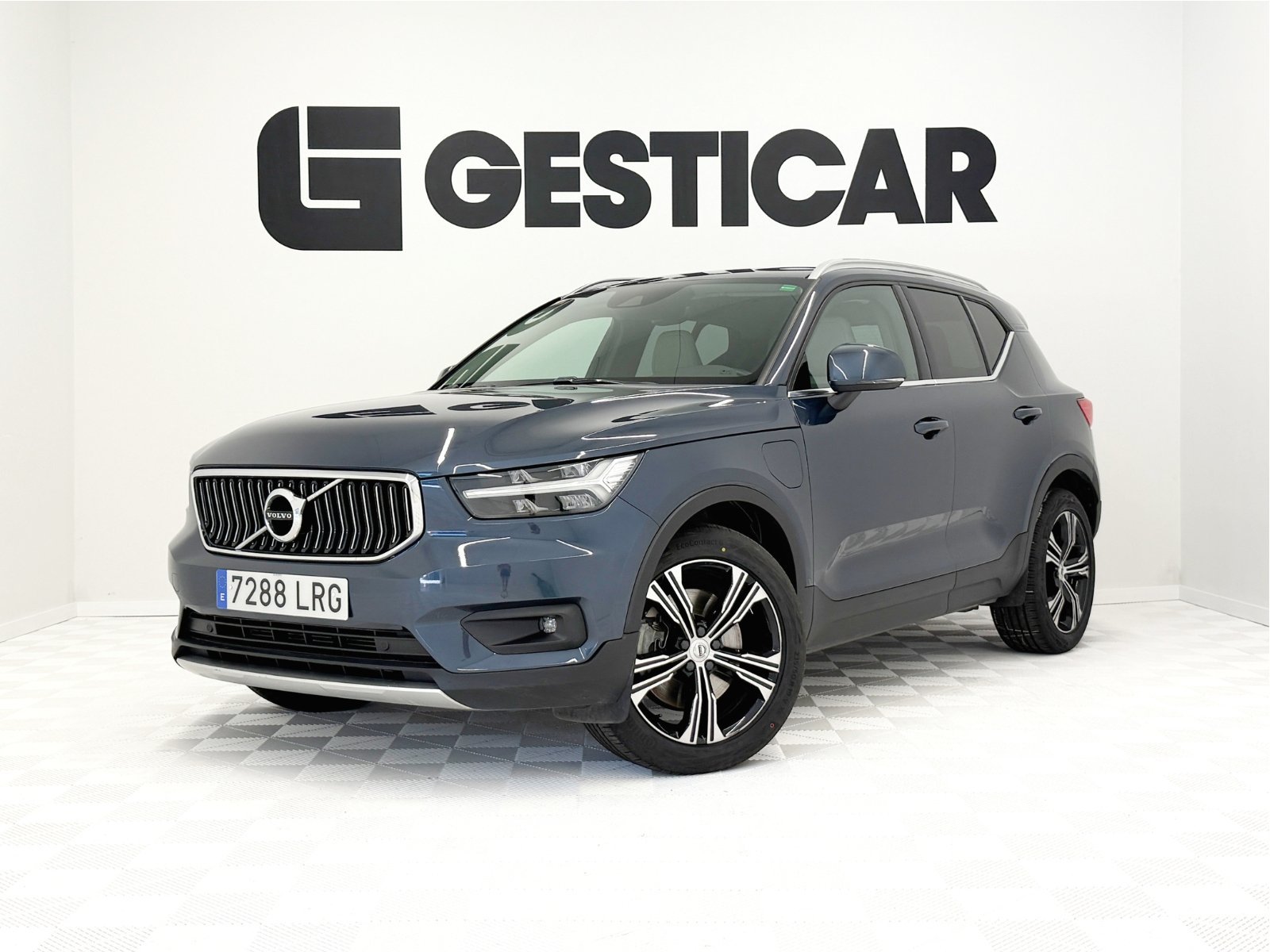 imagen de VOLVO XC40 T4 Twin Recharge Inscription Auto 155 kW (211 CV) - REF: 01788
