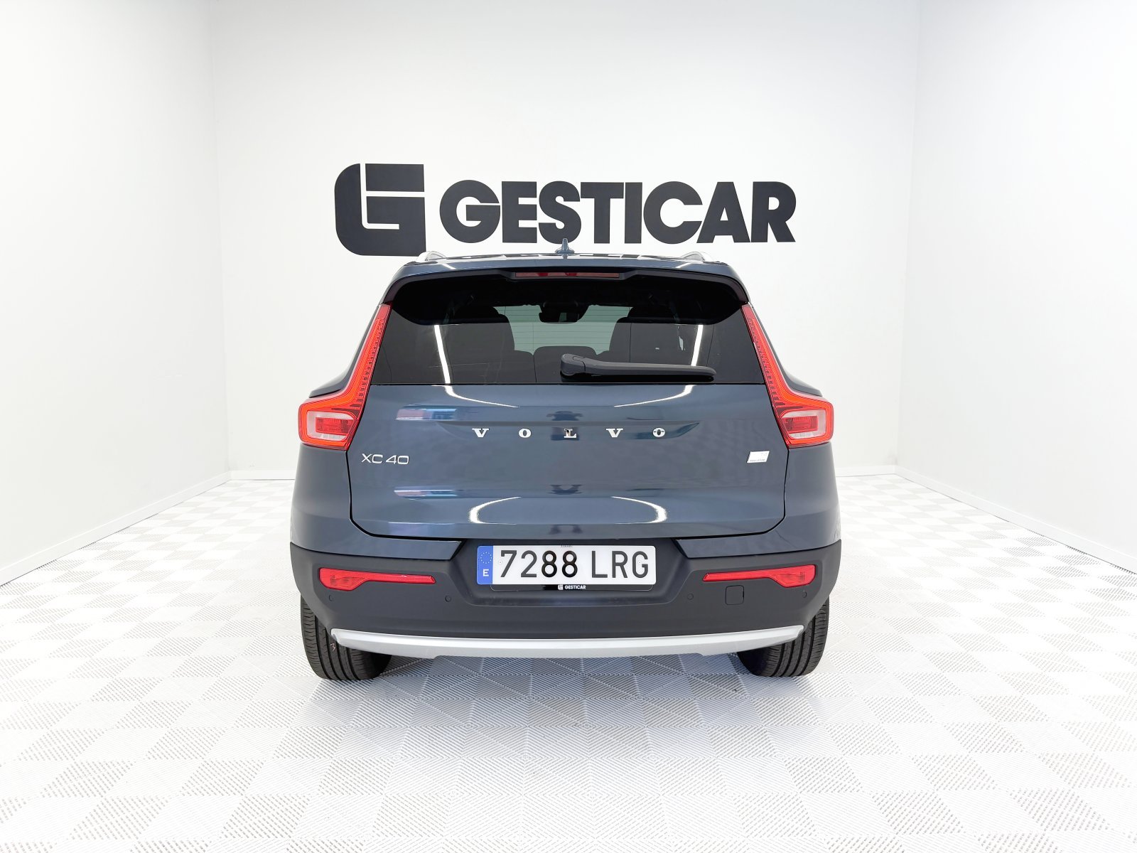 VOLVO XC40 T4 Twin Recharge Inscription Auto 155 kW (211 CV) 12