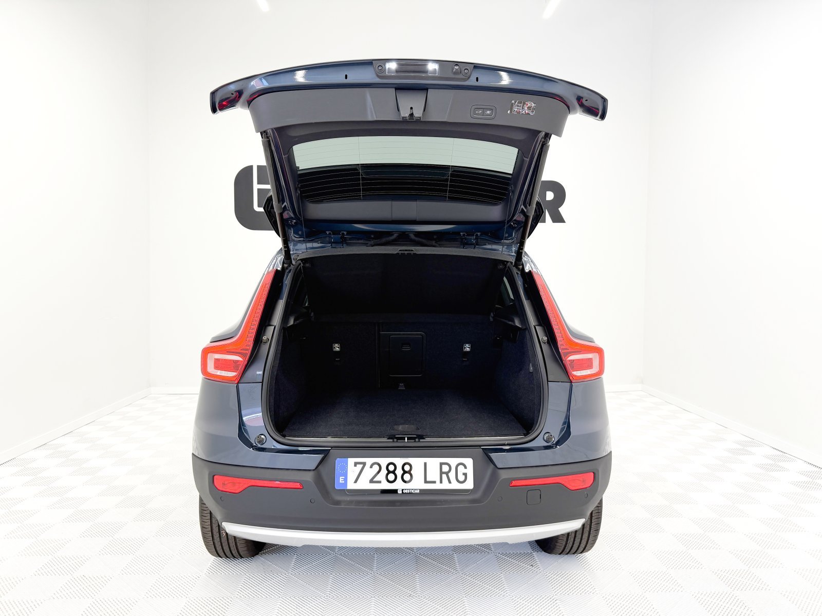 VOLVO XC40 T4 Twin Recharge Inscription Auto 155 kW (211 CV) 13