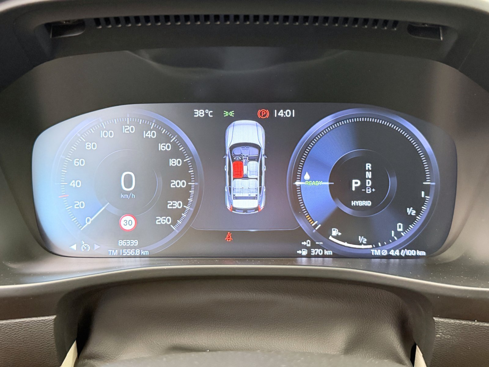 VOLVO XC40 T4 Twin Recharge Inscription Auto 155 kW (211 CV) 33