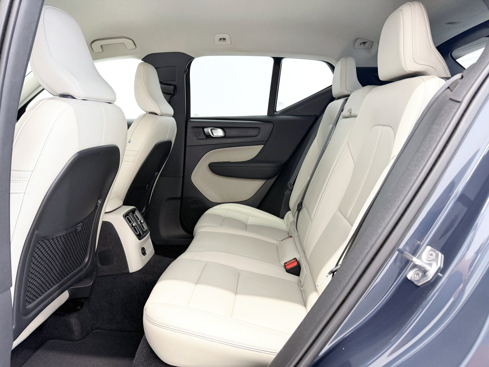VOLVO XC40 T4 Twin Recharge Inscription Auto 155 kW (211 CV) 45