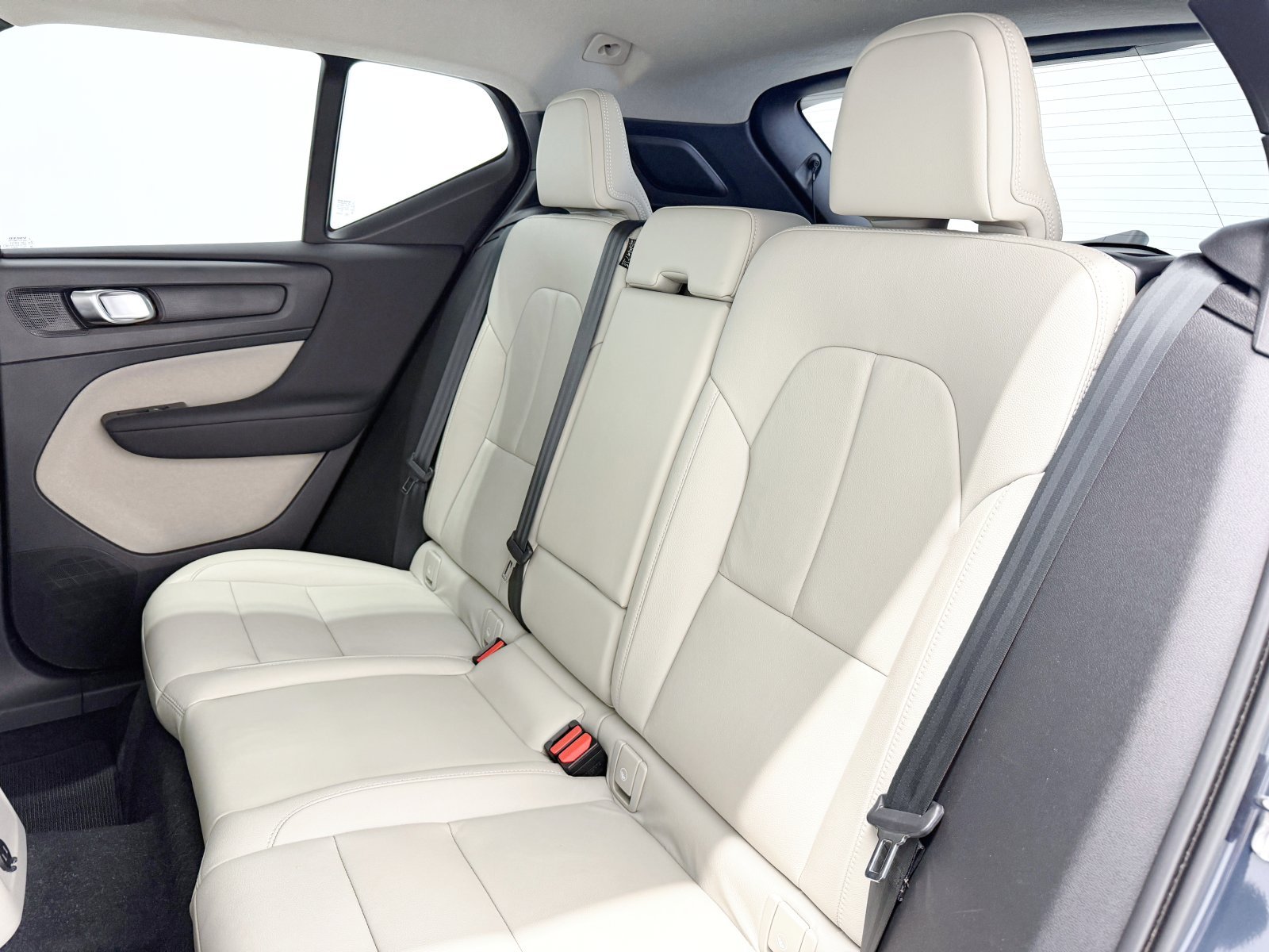 VOLVO XC40 T4 Twin Recharge Inscription Auto 155 kW (211 CV) 46