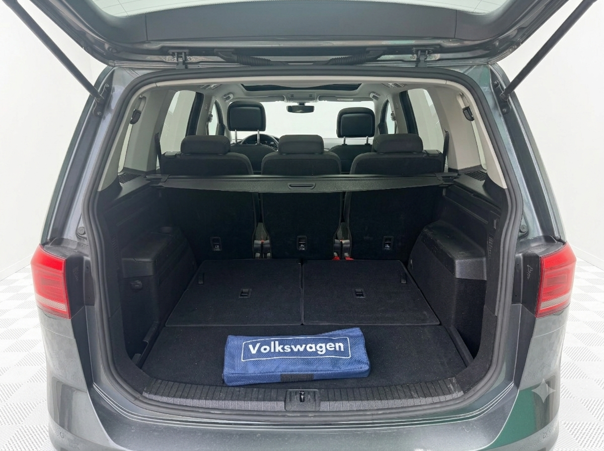 VOLKSWAGEN TOURAN Advance 2.0 TDI 110 kW (150 CV) 5