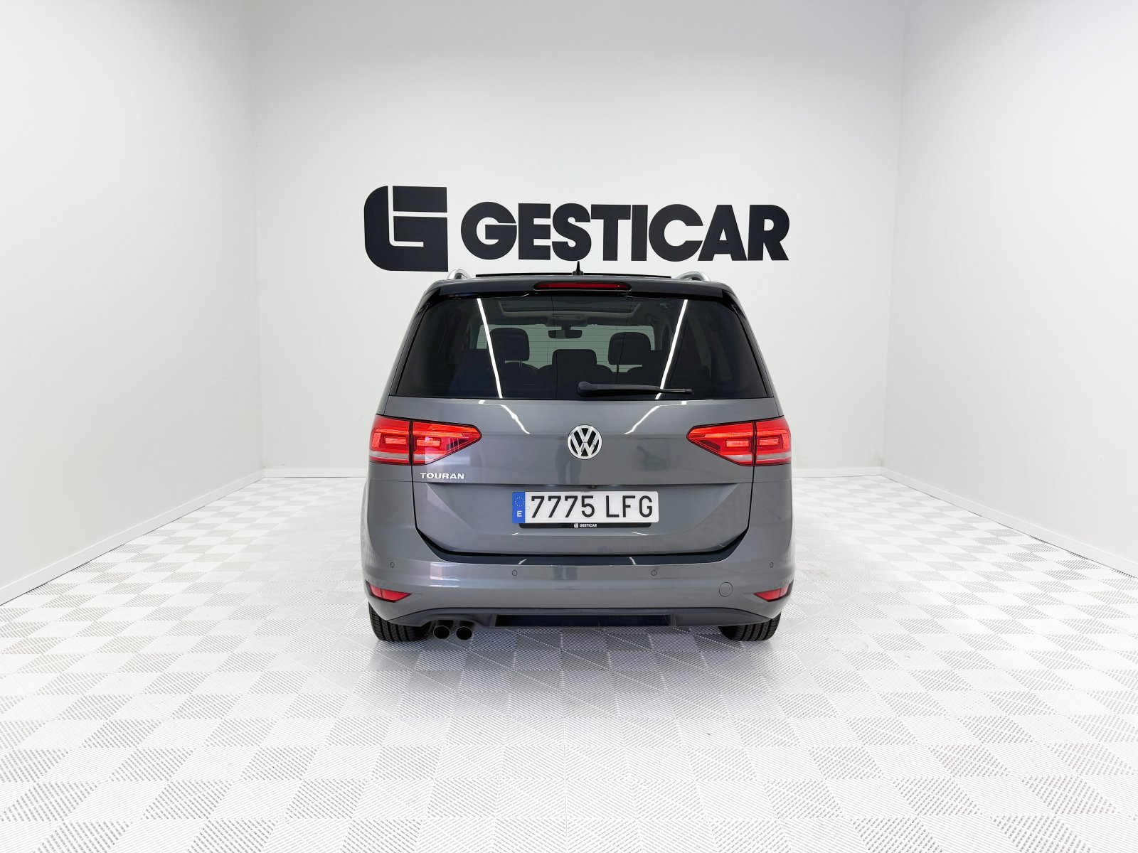 VOLKSWAGEN TOURAN Advance 2.0 TDI 110 kW (150 CV) 13 