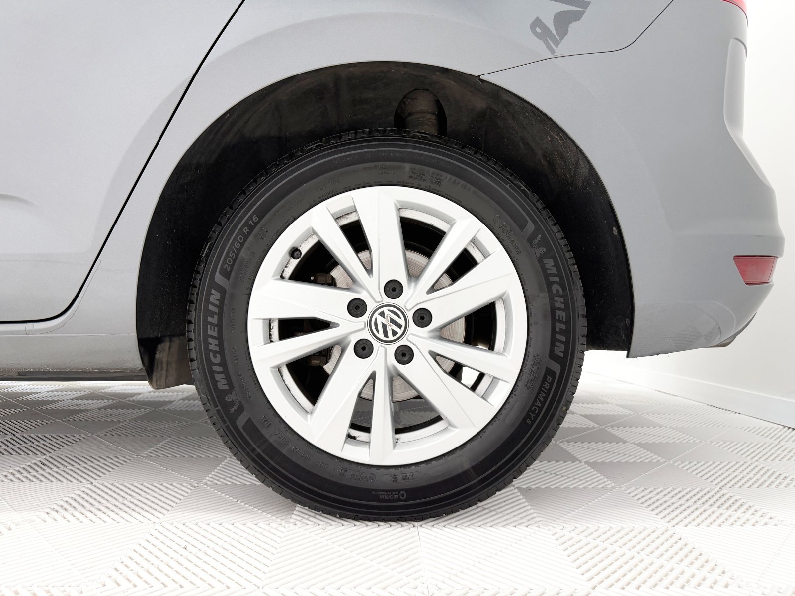 VOLKSWAGEN TOURAN Advance 2.0 TDI 110 kW (150 CV) 22 