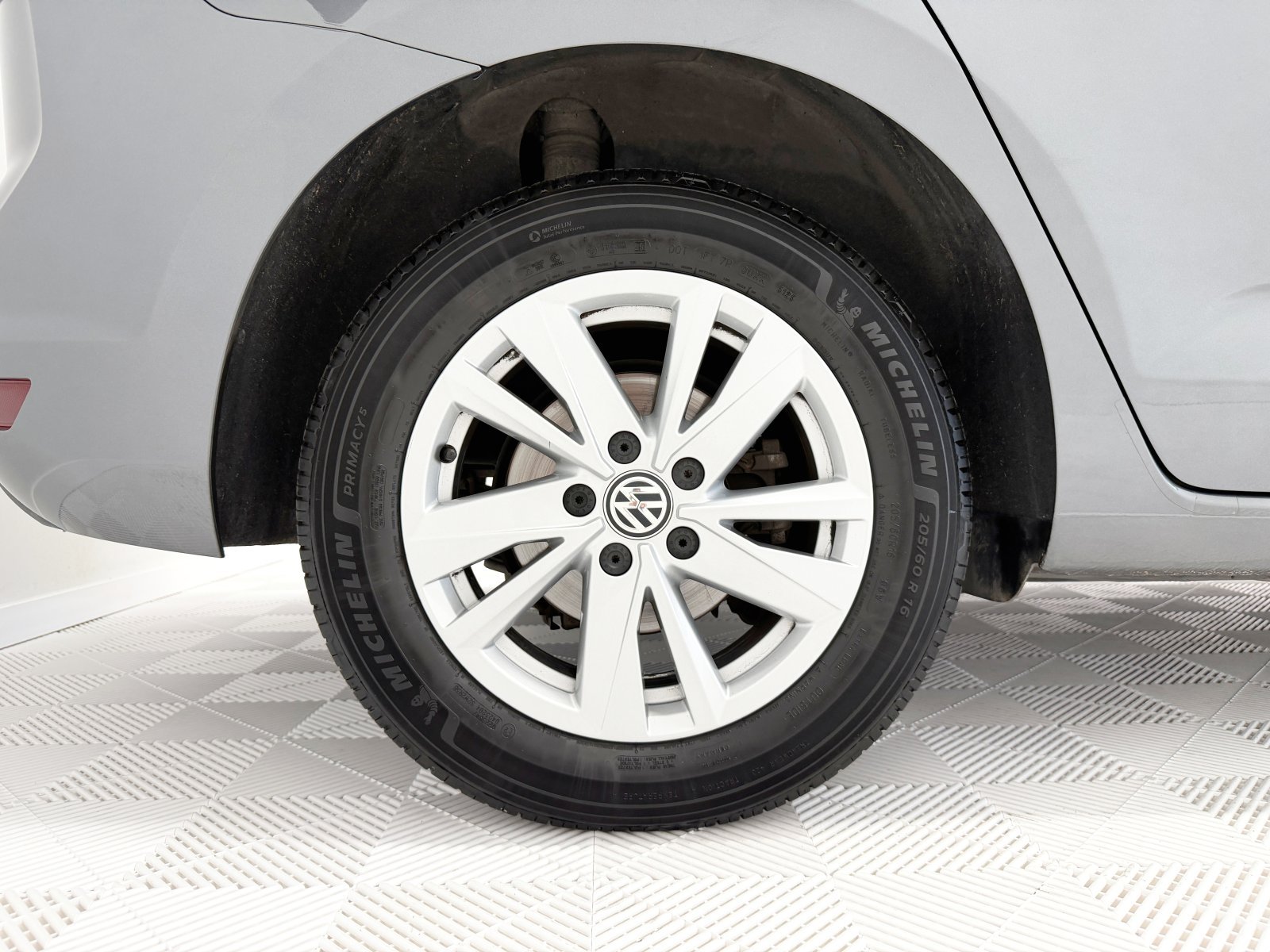 VOLKSWAGEN TOURAN Advance 2.0 TDI 110 kW (150 CV) 23 