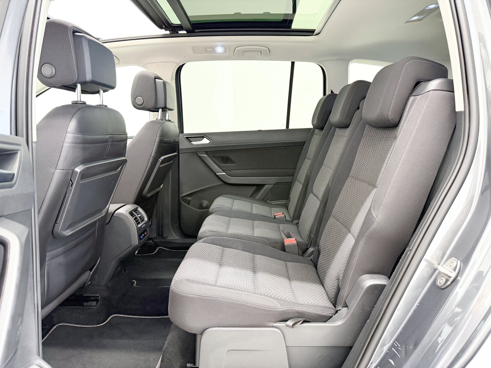 VOLKSWAGEN TOURAN Advance 2.0 TDI 110 kW (150 CV) 45 
