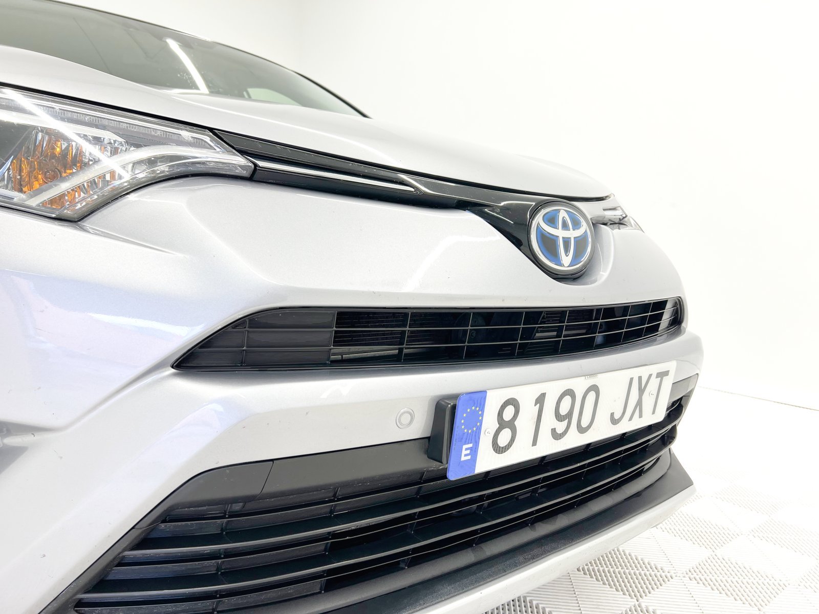 TOYOTA RAV4 2.5l hybrid Advance 2WD 145 kW (197 CV) 5