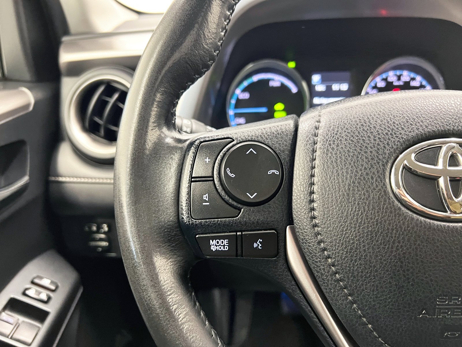 TOYOTA RAV4 2.5l hybrid Advance 2WD 145 kW (197 CV) 29