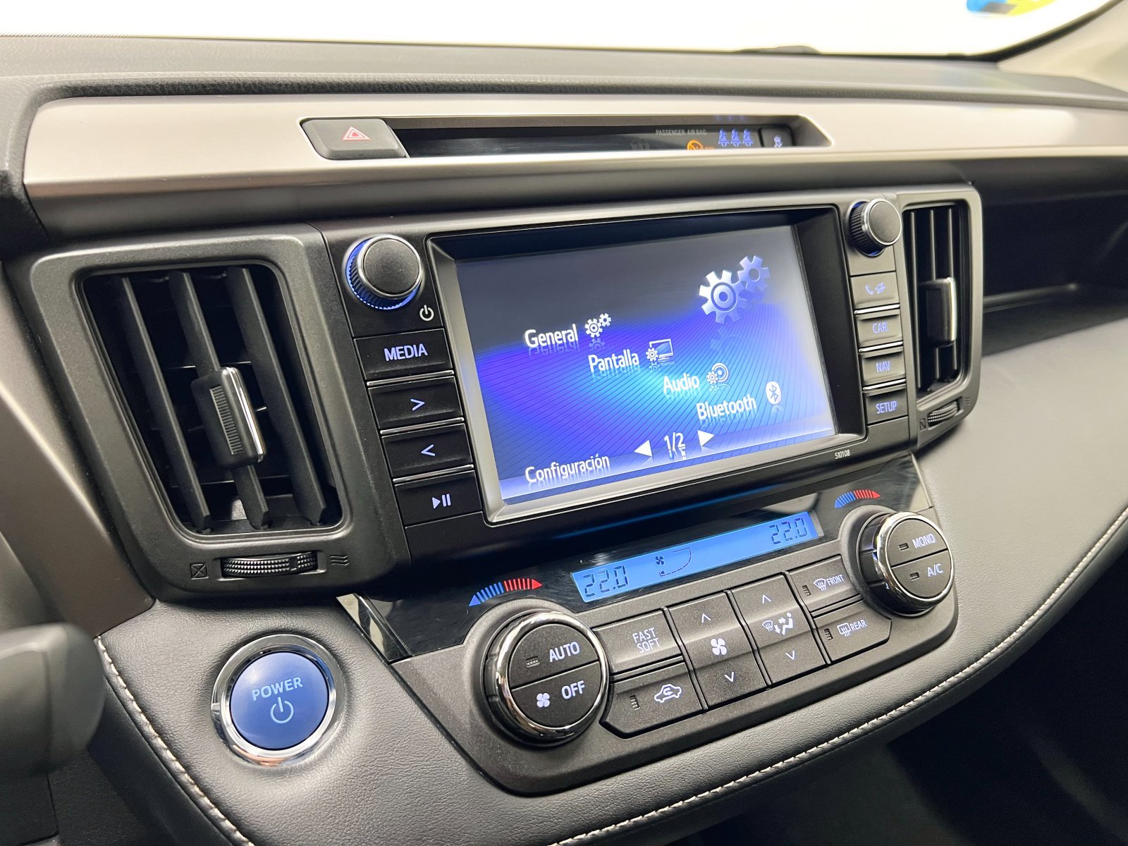 TOYOTA RAV4 2.5l hybrid Advance 2WD 145 kW (197 CV) 33