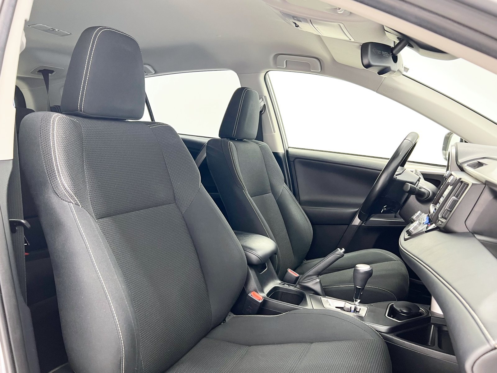 TOYOTA RAV4 2.5l hybrid Advance 2WD 145 kW (197 CV) 42