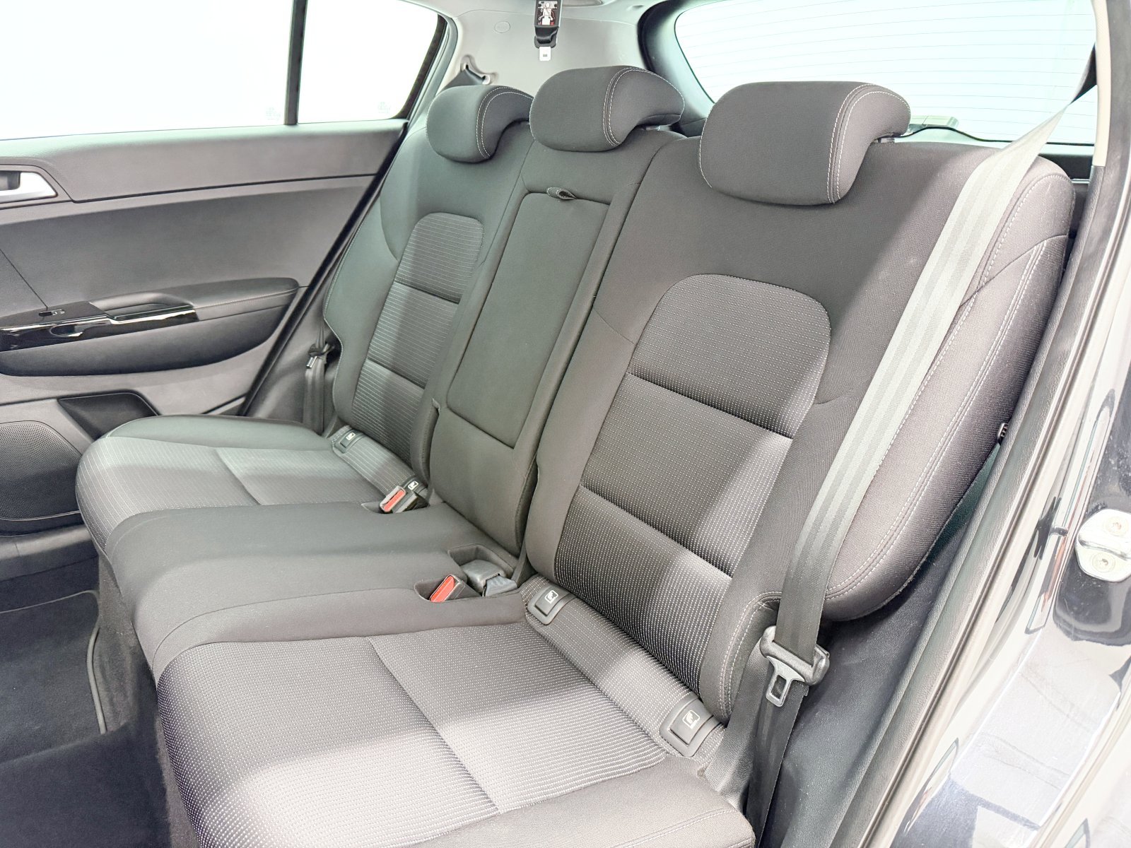 KIA SPORTAGE 1.6 GDI Black Edition 4x2 97 kW (132 CV) 48