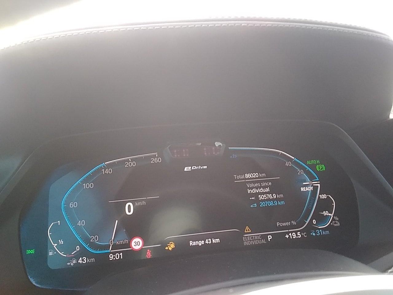 BMW X5 XDRIVE45E 7 