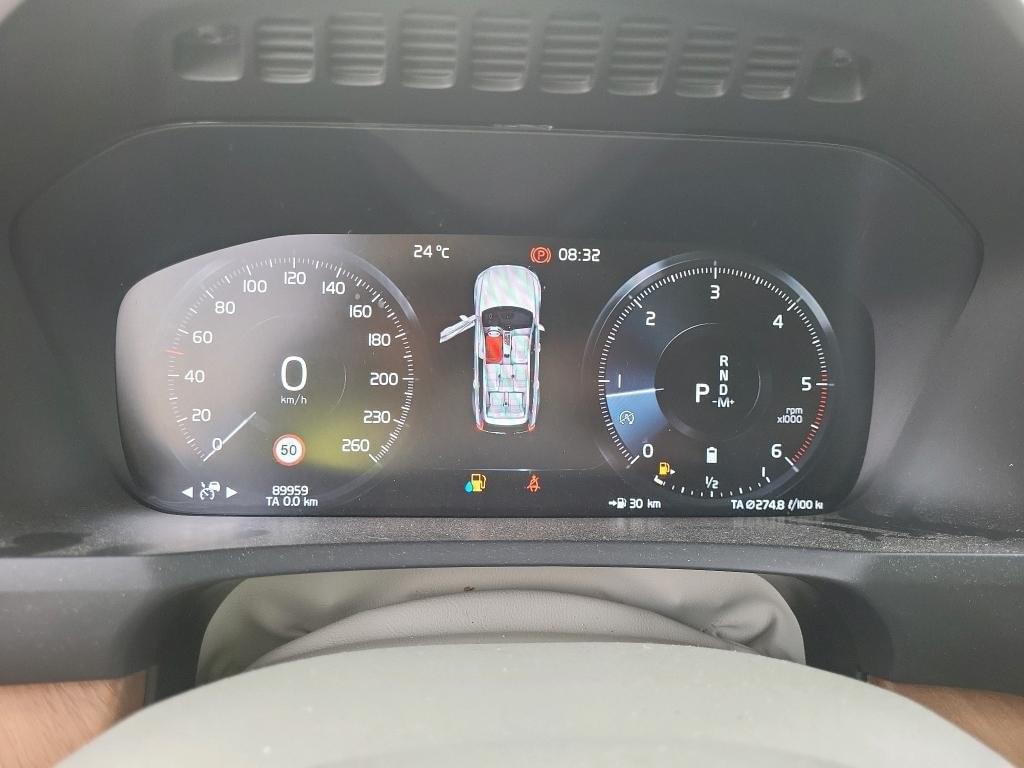 VOLVO XC90 2.0 B5 D AWD INSCRIPTION AUTO 235cv 7 