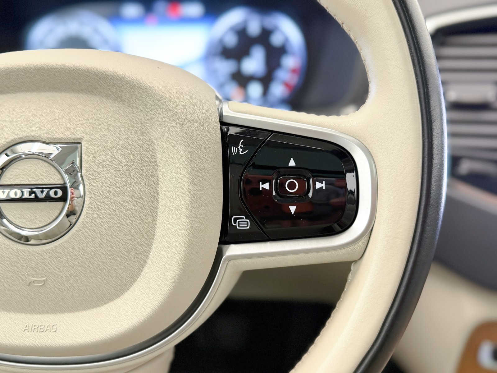 VOLVO XC90 B5 D Inscription AWD Auto 173 kW (235 CV) 30 