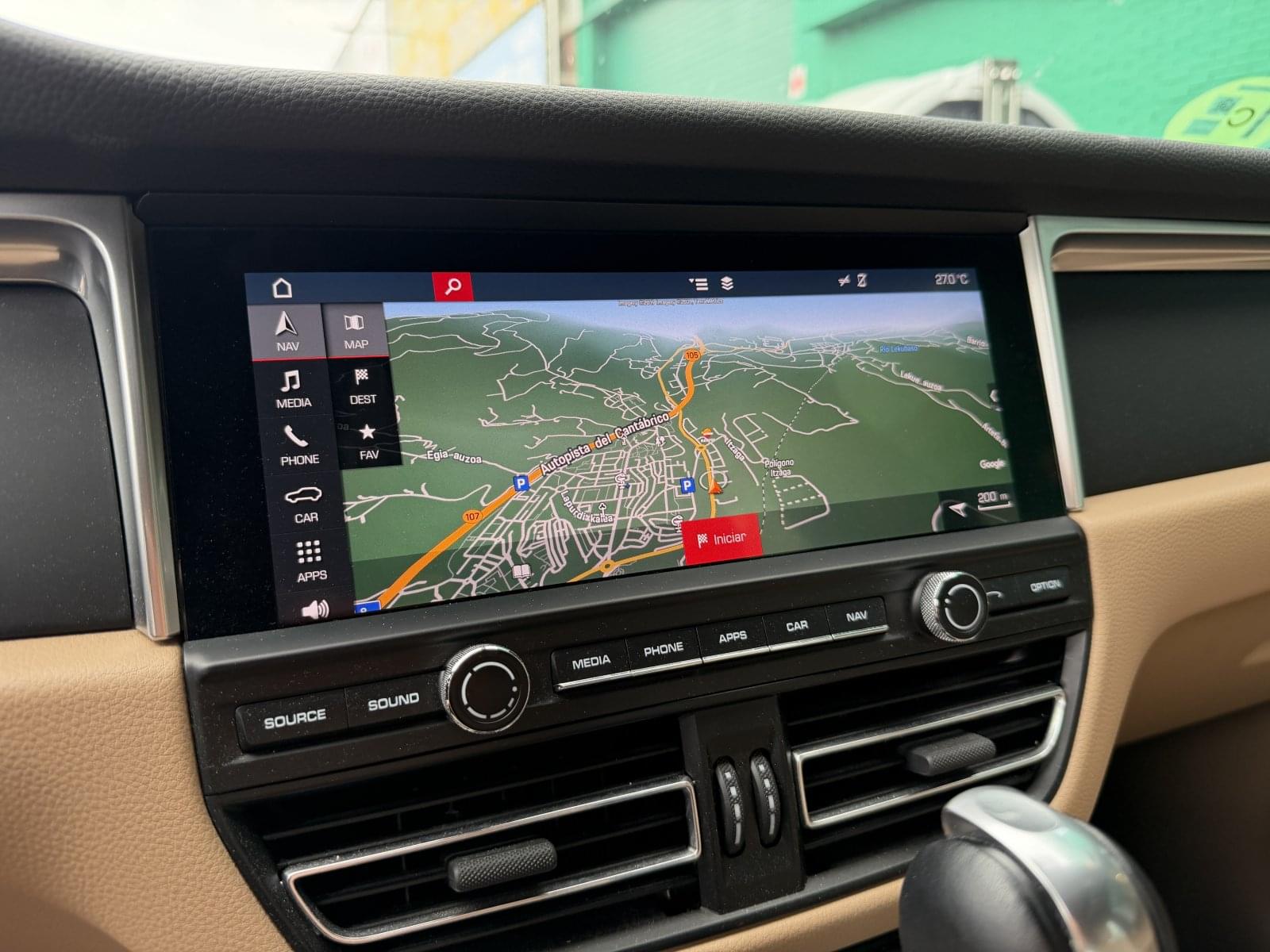 PORSCHE MACAN 245 13 