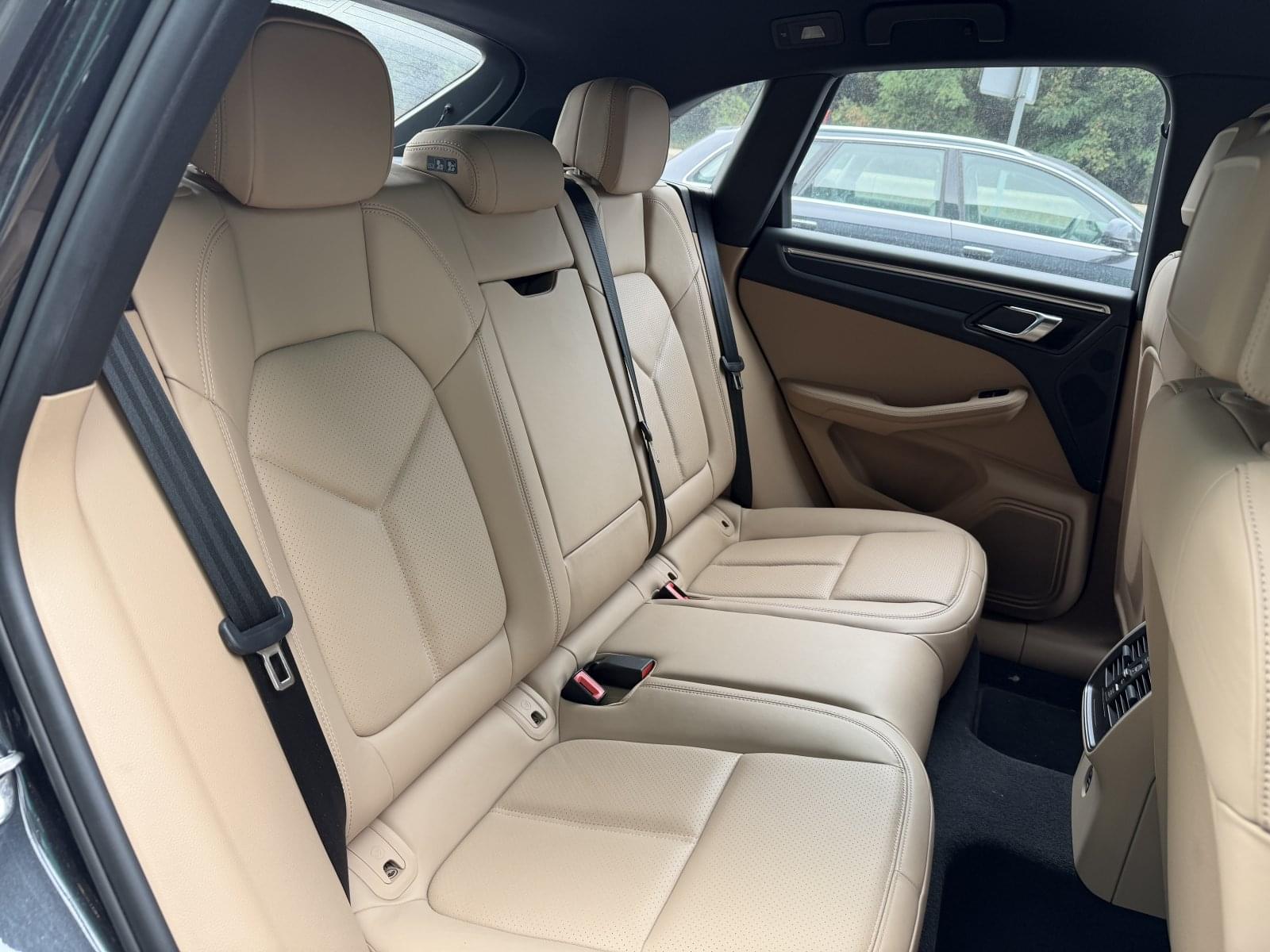 PORSCHE MACAN 245 20 