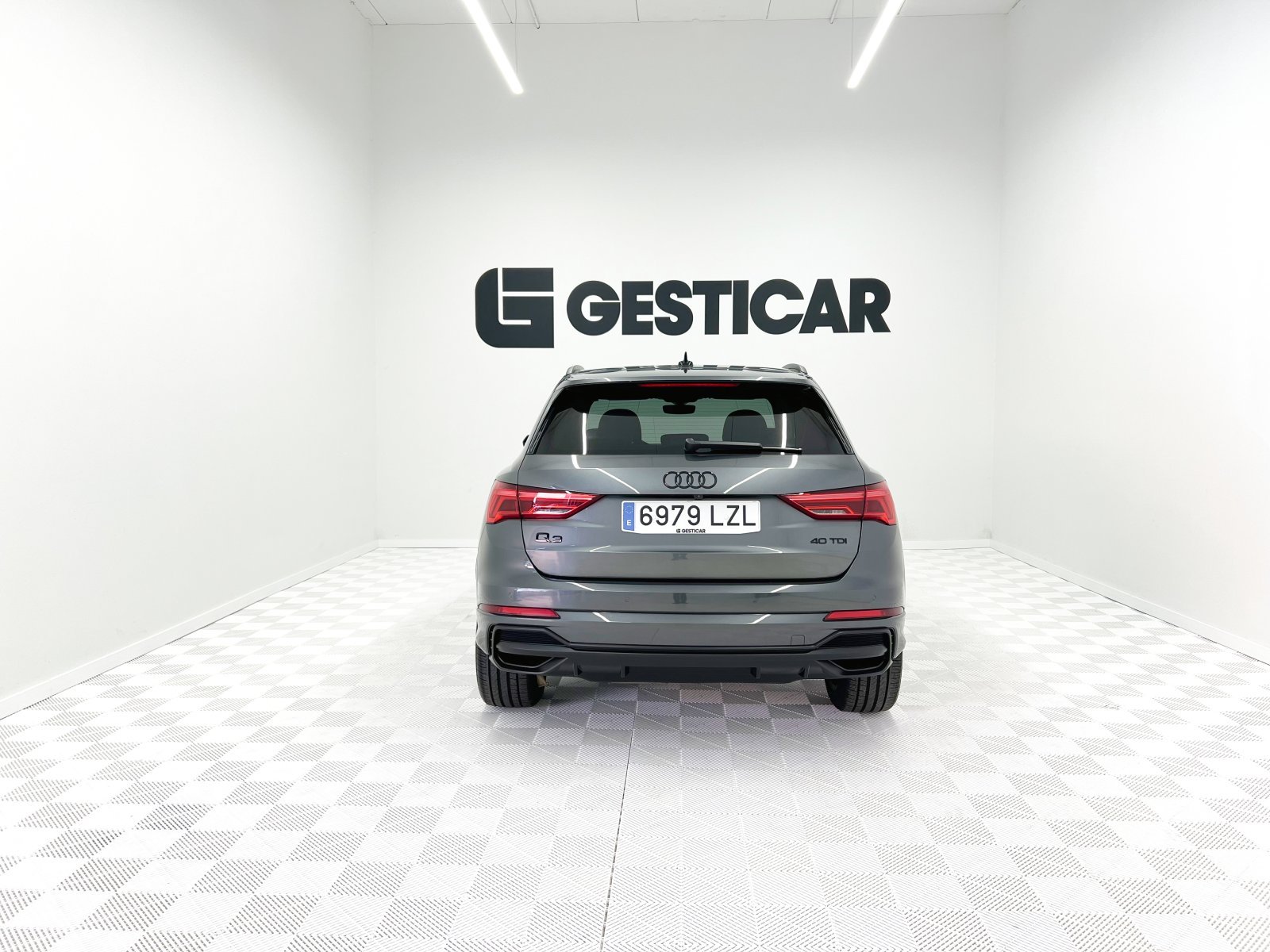 AUDI Q3 Black line 40 TDI quattro 147 kW (200 CV) S tronic 14 
