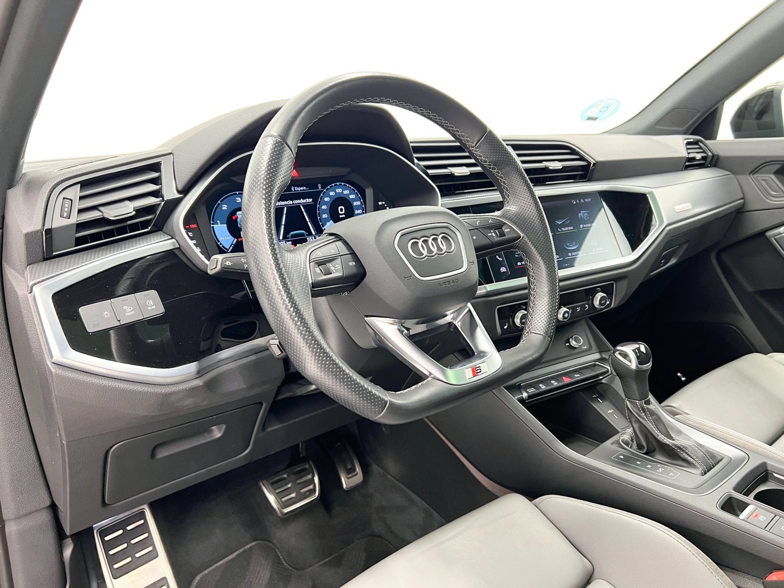 AUDI Q3 Black line 40 TDI quattro 147 kW (200 CV) S tronic 29 