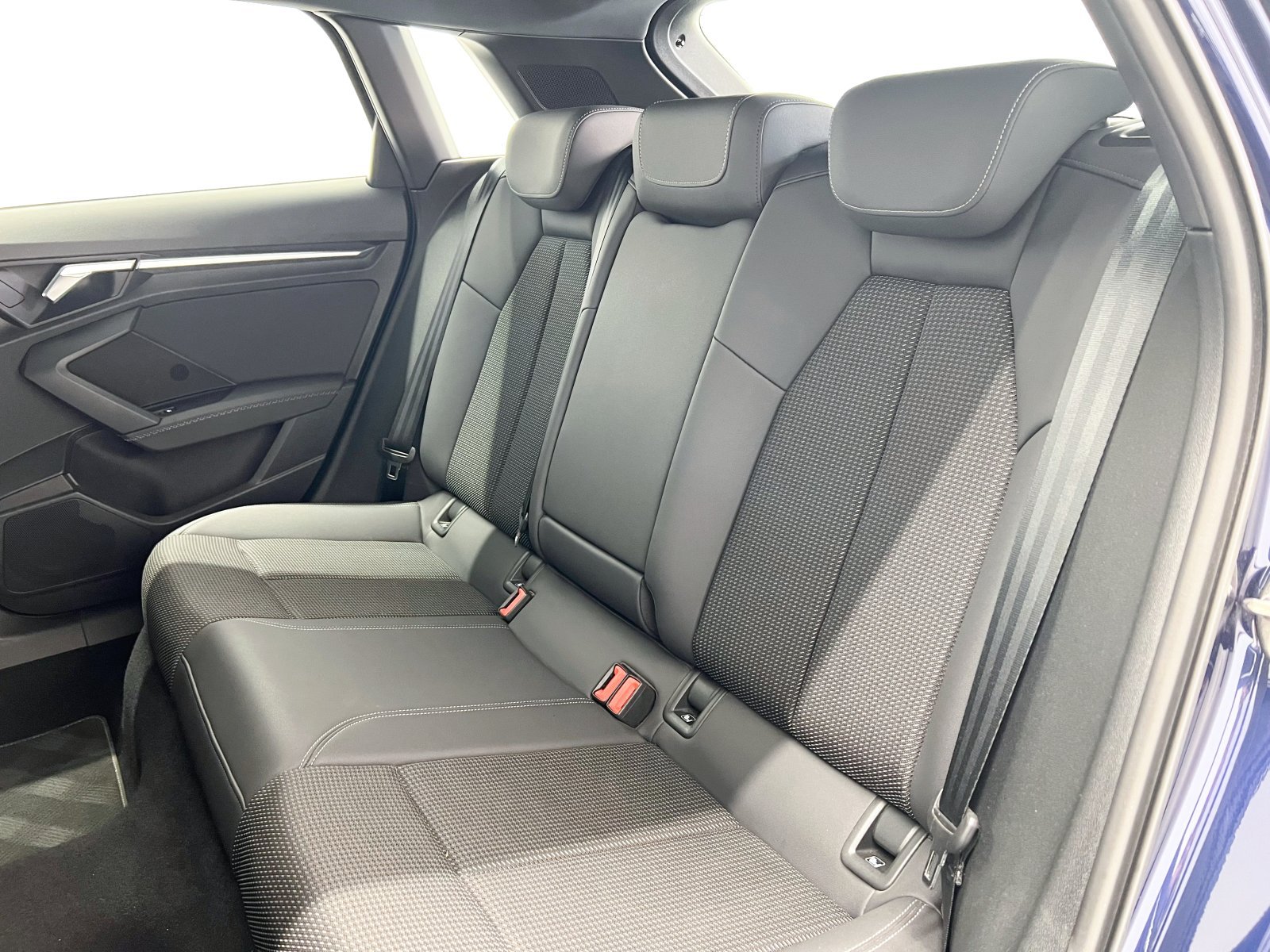 AUDI A3 Genuine edition 35 TFSI 110 kW (150 CV) 43