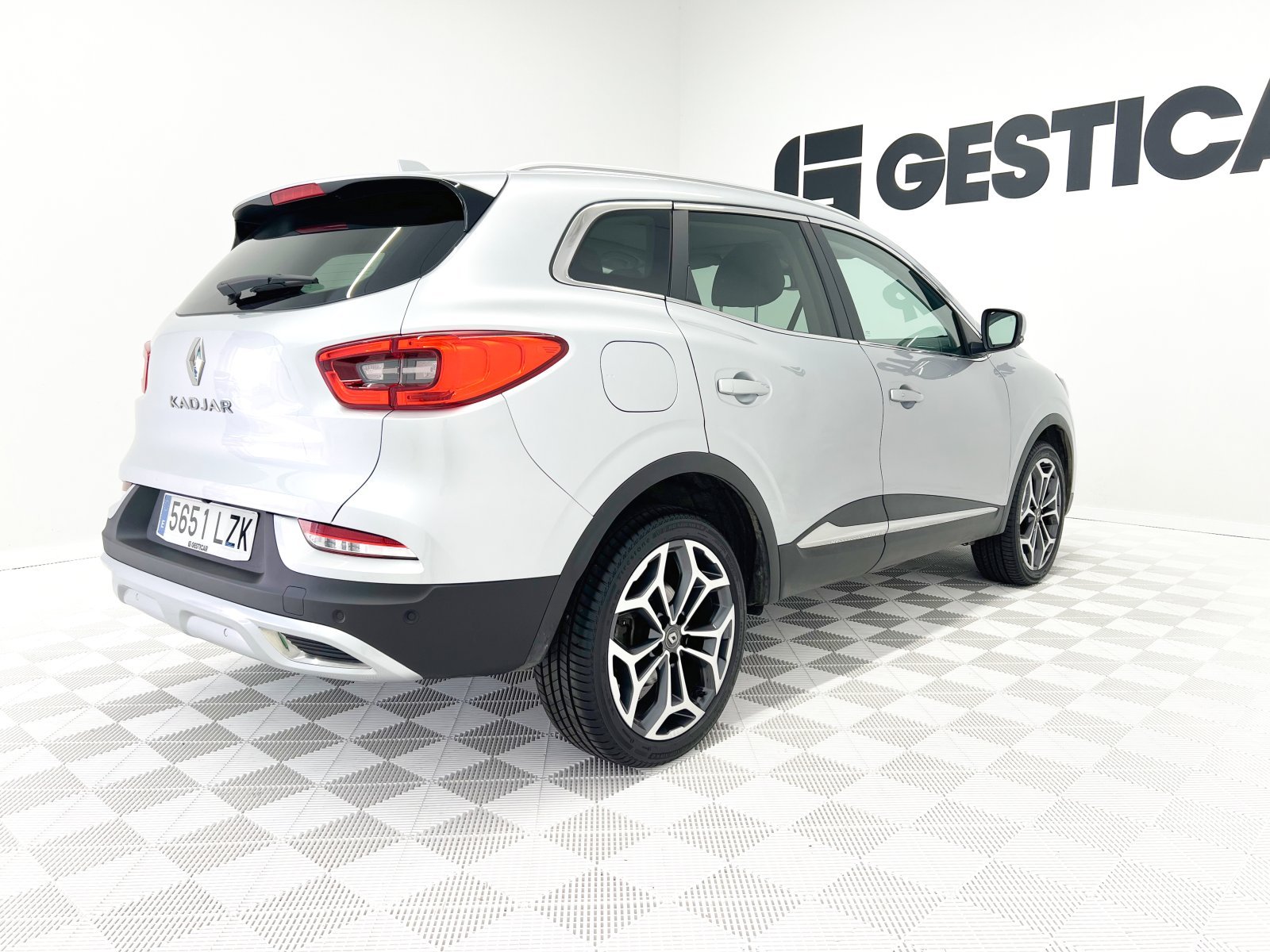 RENAULT KADJAR Techno TCe GPF 103 kW (140 CV) EDC 18 